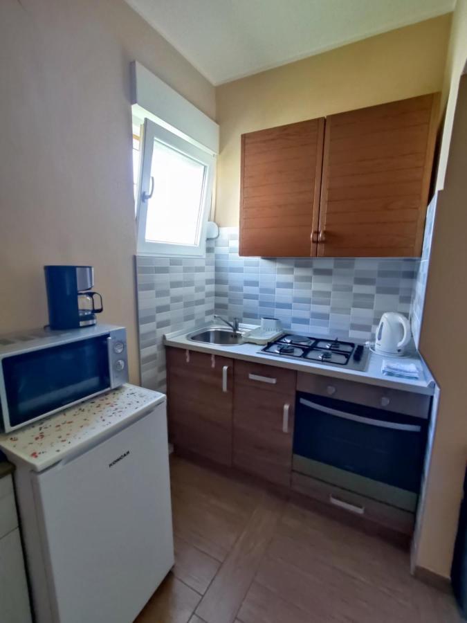 Apartments Jaska Супетарска-Драга Экстерьер фото