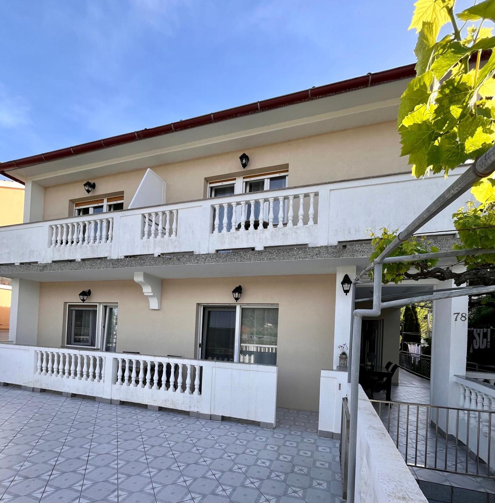 Apartments Jaska Супетарска-Драга Экстерьер фото